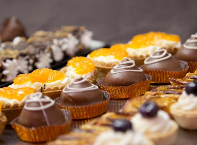 Tartaletas de mandarina y bombones de chocolate